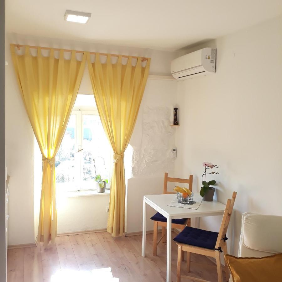 Studio Apartman "Nicole" PUY Eksteriør bilde