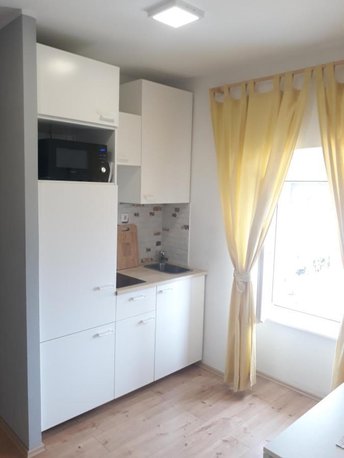 Studio Apartman "Nicole" PUY Eksteriør bilde